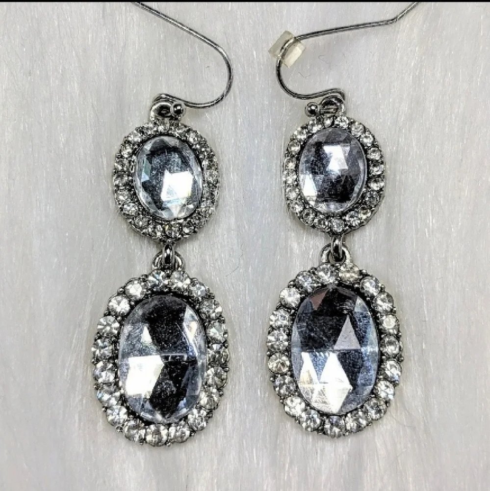 Vintage Rhinestone Drop Earrings